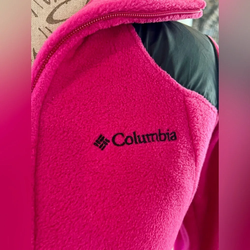 Columbia Women's Fuchsia and Black Jacket Pockets Barbie - Picture 3 of 12